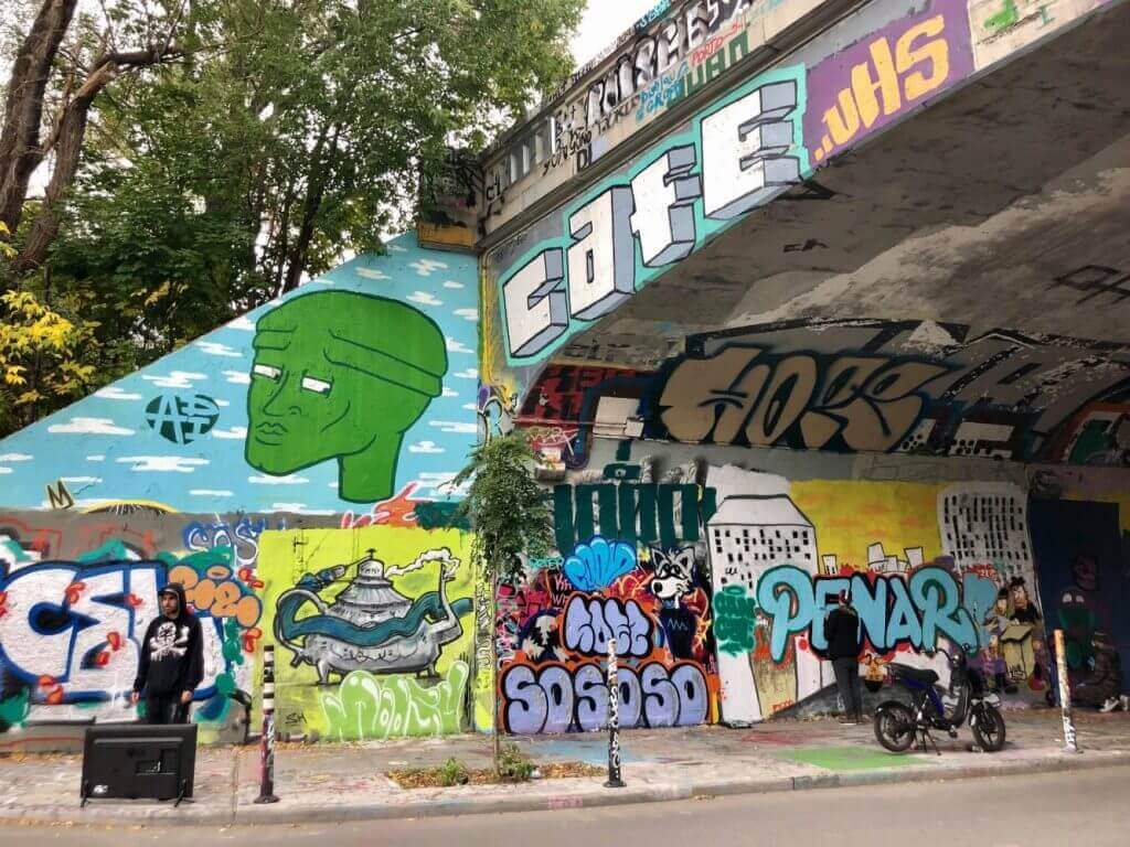 Quelle est la différence entre un Tag et un Graffiti ?
